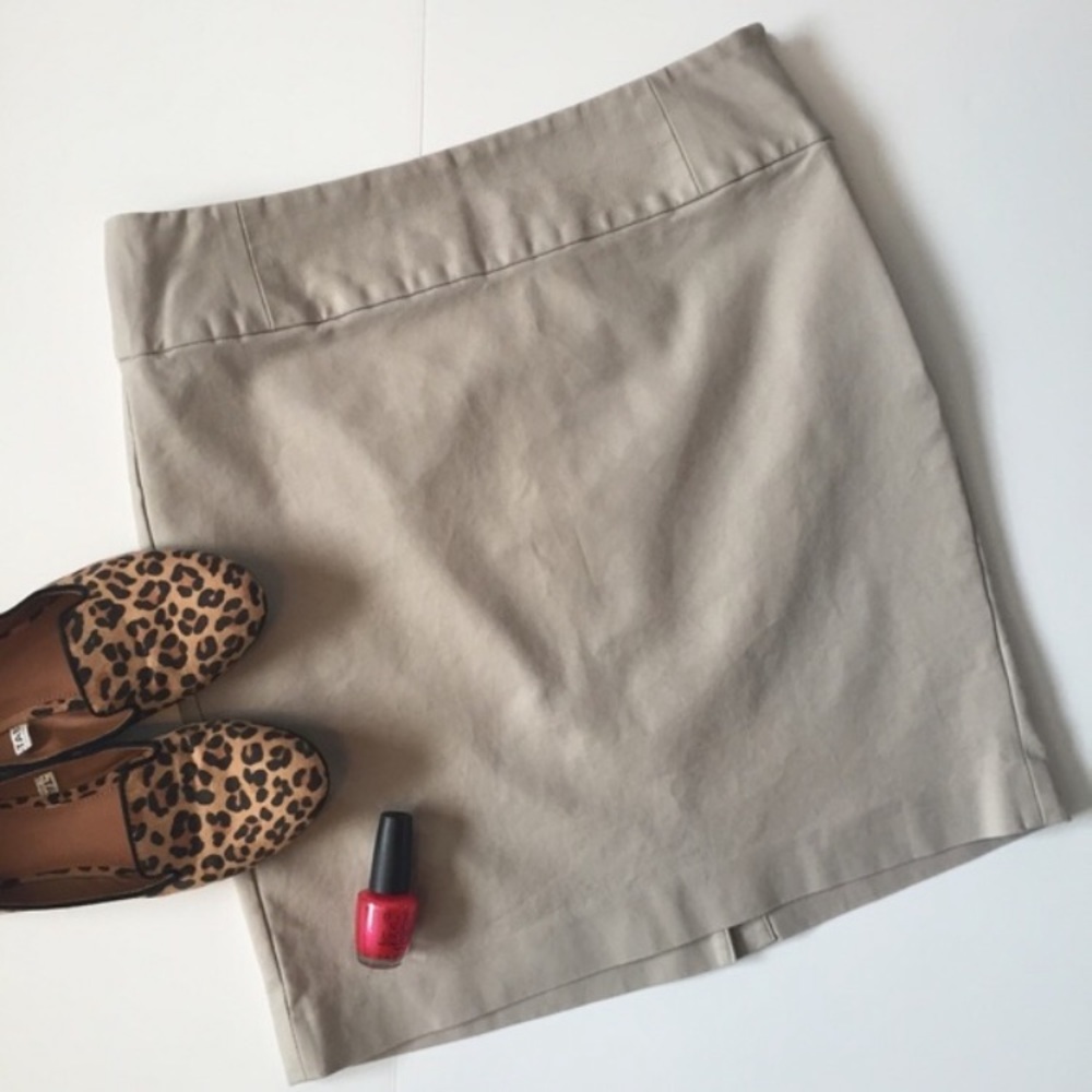 Banana Republic Khaki Skirt